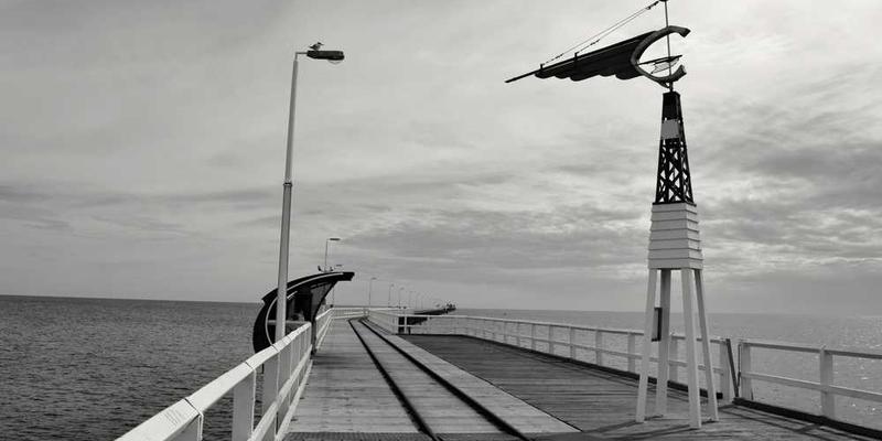 想象：如果所有故事都没有结局，它们的力量会增强还是消散