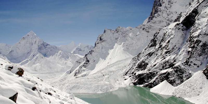 季节性家居布置：用低成本软装呼应春夏秋冬