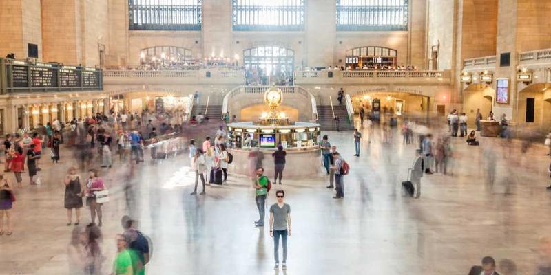 为废弃的卫星轨道,撰写一部《天国碎片坠落凡间后的空间伦理学》